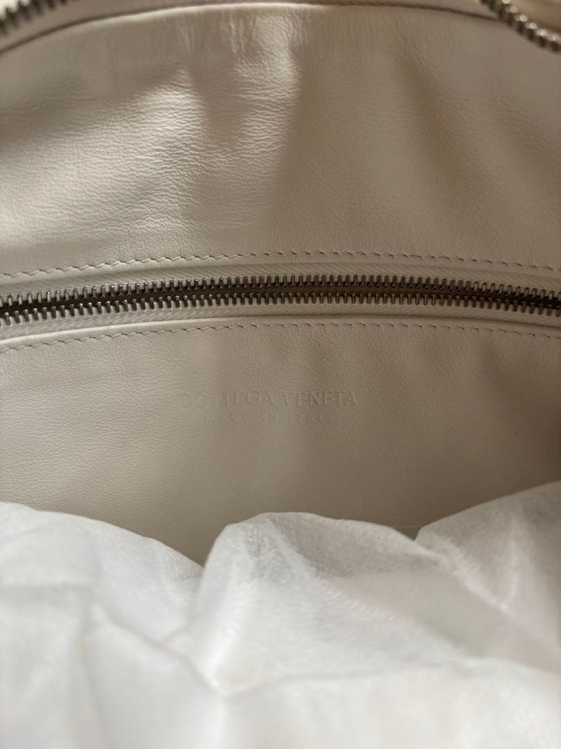 【正規品】Bottega Veneta ボッテガヴェネタ　スモールジョディ　白