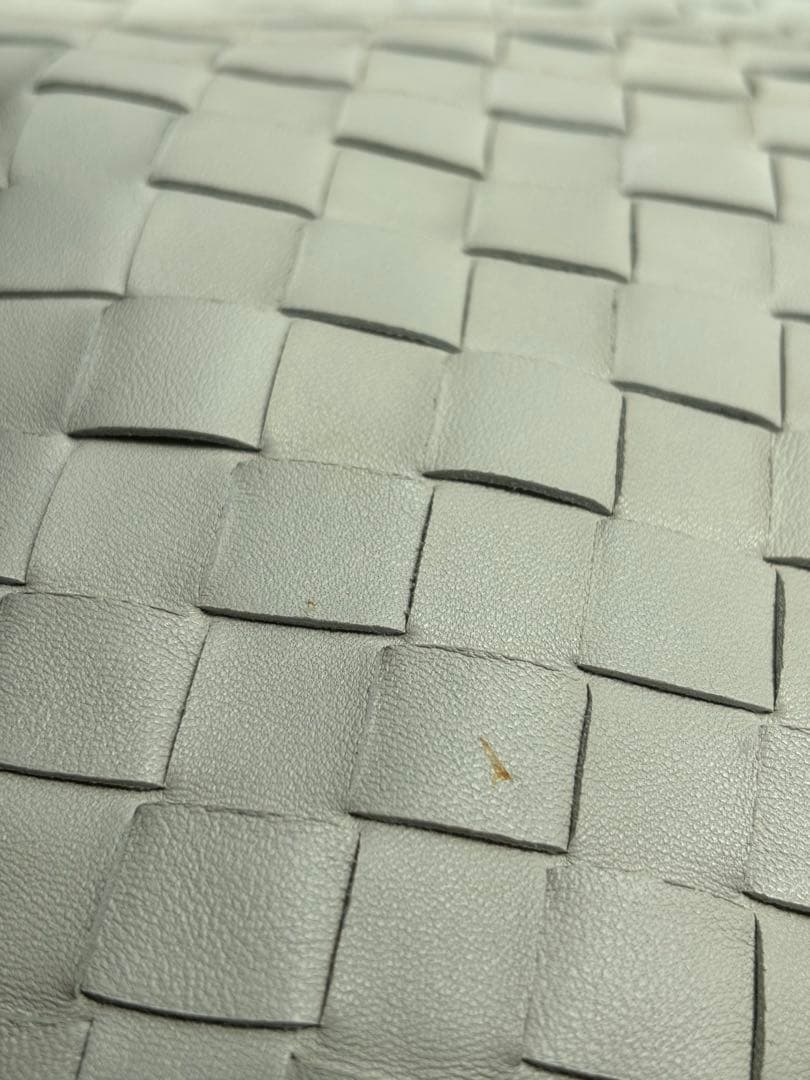 【正規品】Bottega Veneta ボッテガヴェネタ　スモールジョディ　白