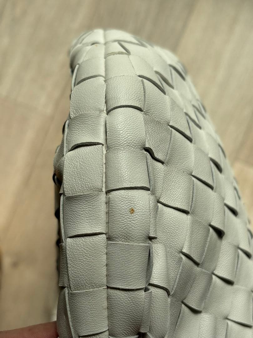 【正規品】Bottega Veneta ボッテガヴェネタ　スモールジョディ　白