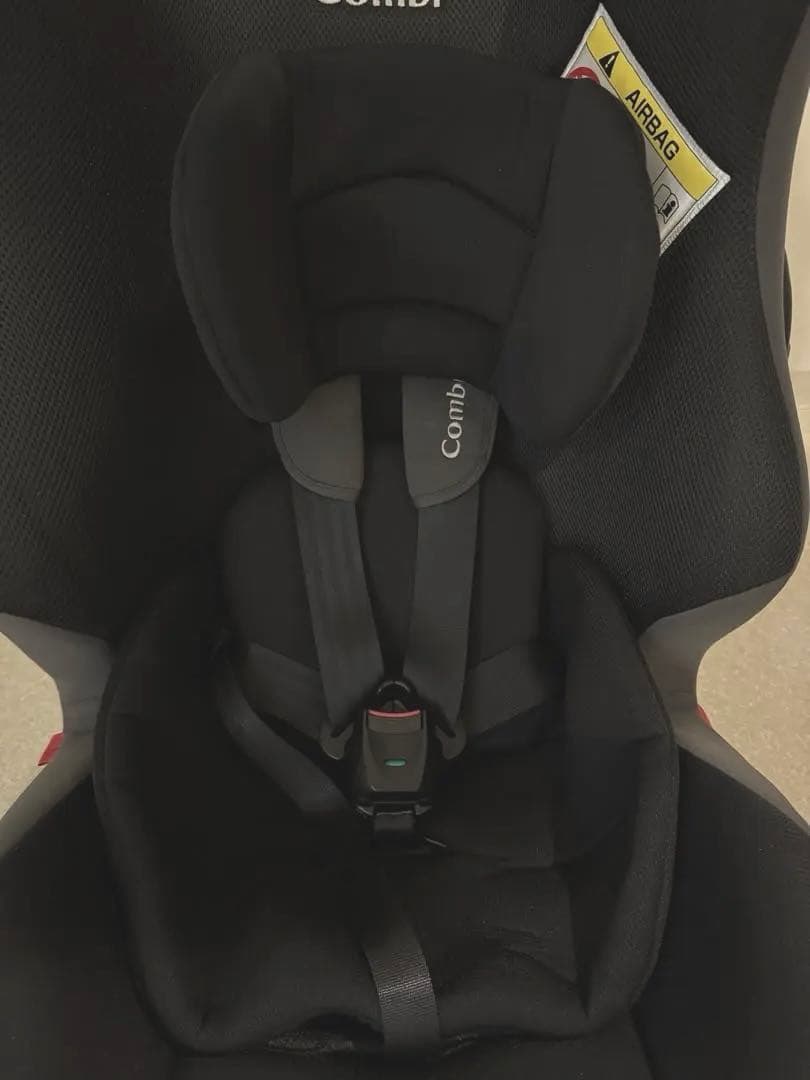 Combi コンビ チャイルドシート ウィーゴロング HI