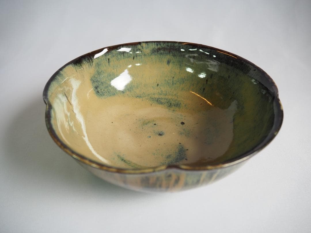 裏千家14世淡々斎宗室御書付『高取焼梅形菓子器』13代亀井味楽造（共箱）