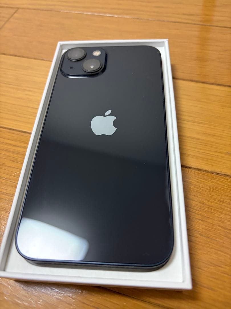 iPhone 13 256GB 充電100% SIMなし