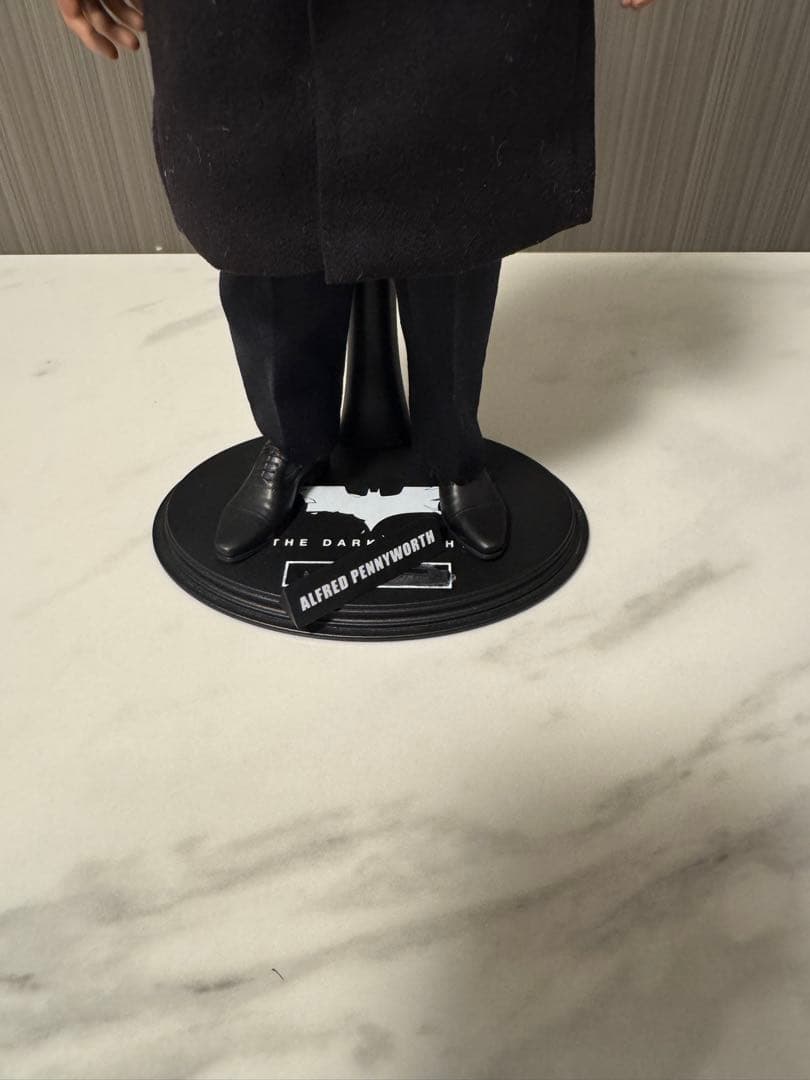 ホットトイズ ダークナイト 格納庫 ブルースウェイン付き トイサピエンス限定