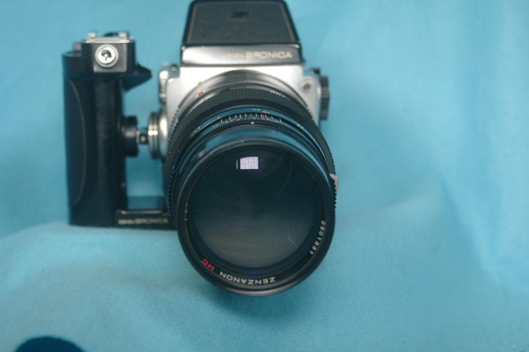 ZENZA BRONICA ETR 《動作品》