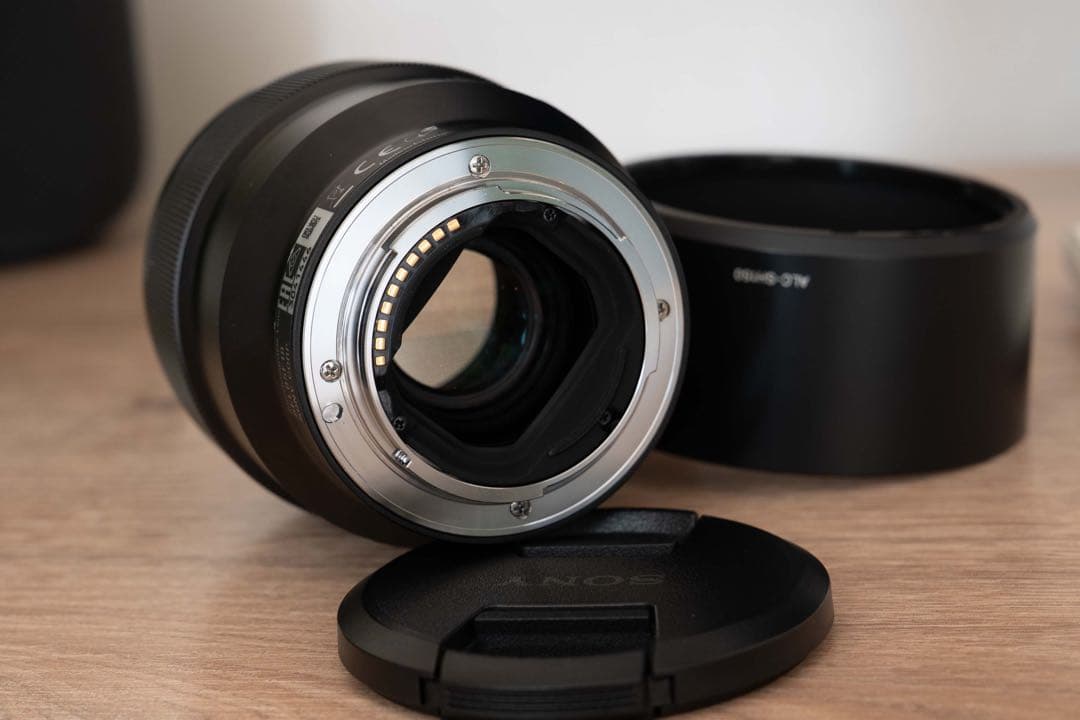 SONY FE 85mm F1.8 レンズ