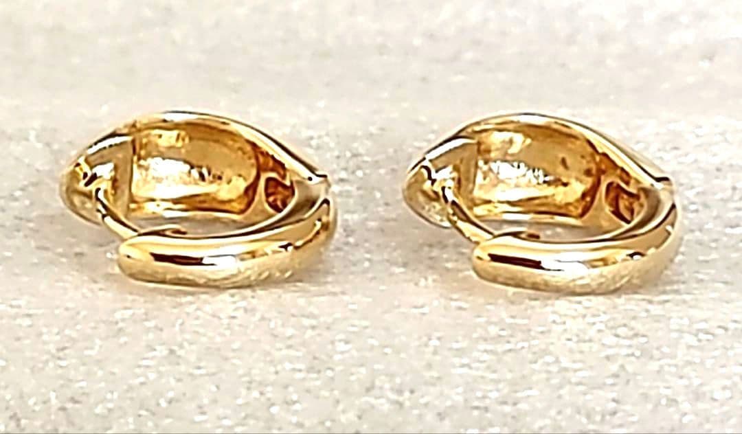 Carat(キャラット) K18 中折れ式フープピアス(10㎜スピンドル)