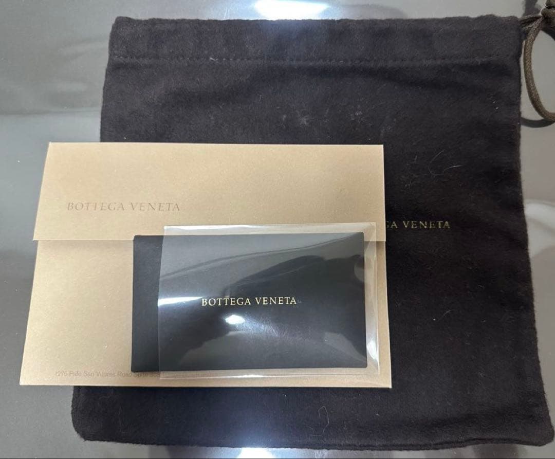 【付属品付】ボッテガヴェネタ イントレチャートケース/ラム/灰1️⃣✨✨