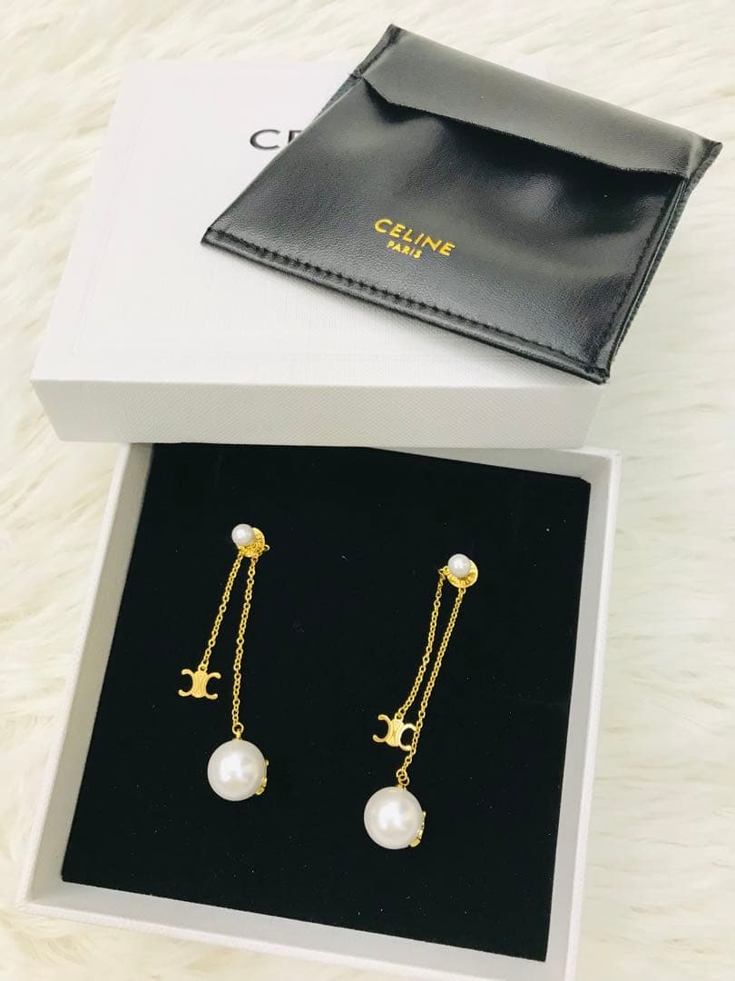 セリーヌ　パールピアス