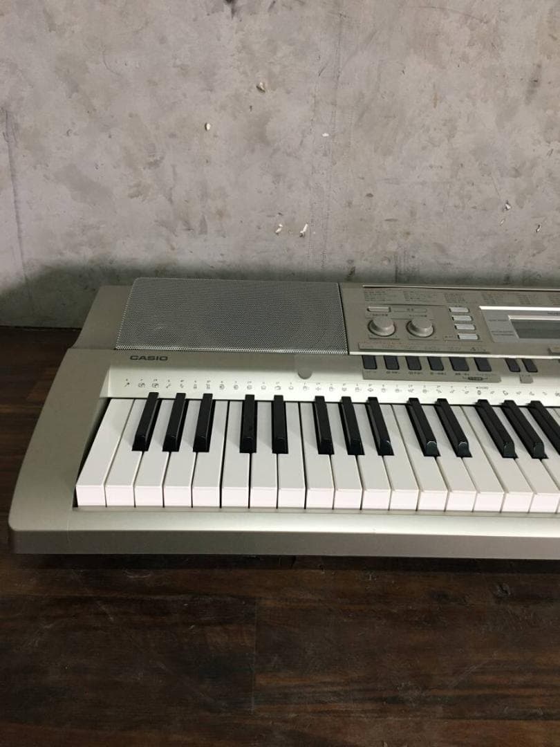 CASIO カシオ WK-200 電子キーボード シンセサイザー 電子ピアノ