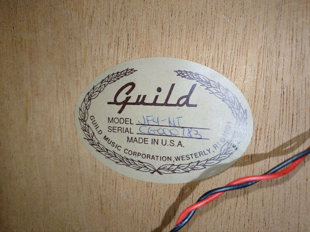 Guild JF4-NT　 製造年1990年〜1993年頃 専用ハードケース付属