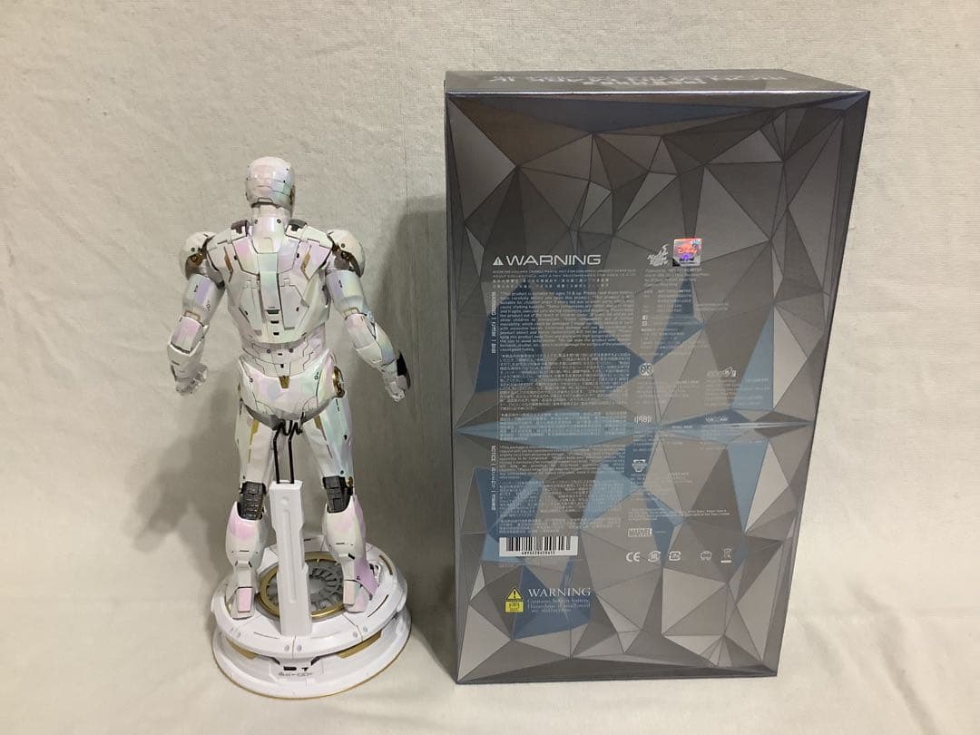 アメコミ IRON MAN MARK IV(SUB-ZERO FRACTAL ARMOR)