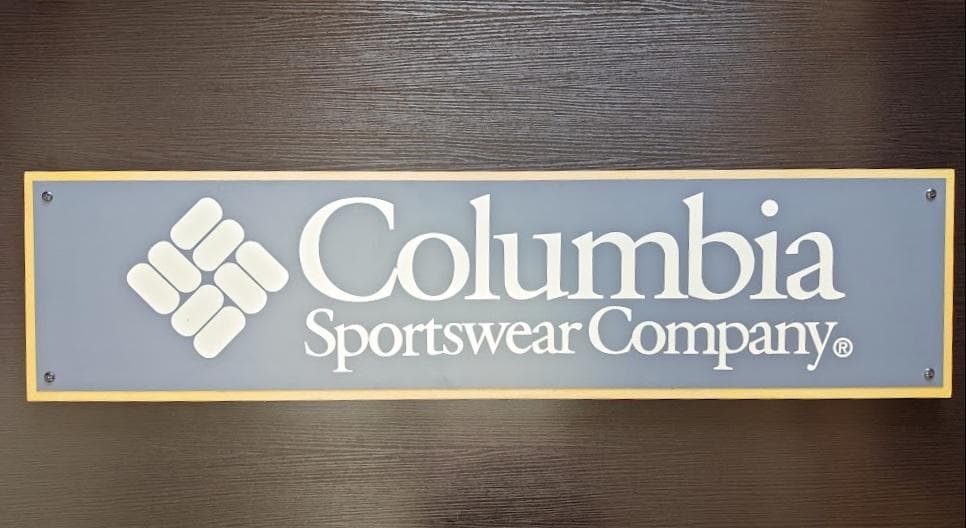 Columbia Sportswear コロンビア 木製看板　「激レア」