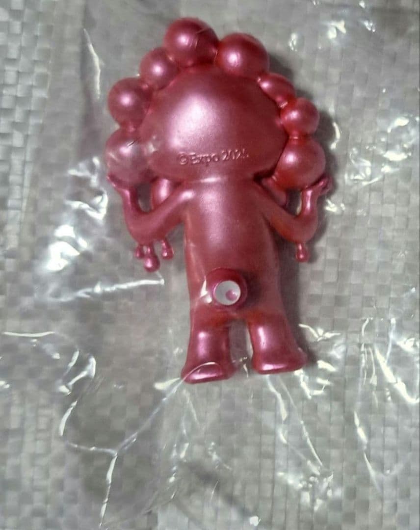 黒ミャクミャク マスコット ミャクミャク カプセルトイメタリックピンク