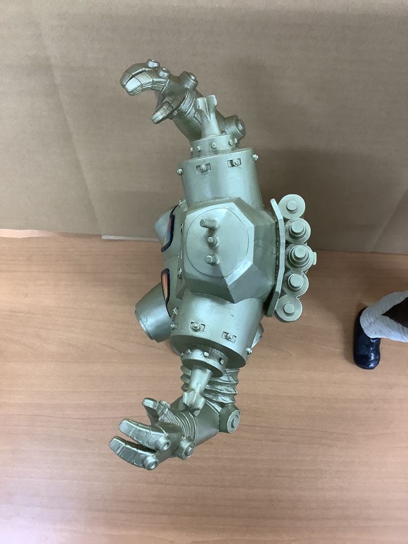 【非売品】ウルトラマンシリーズ ソフビ キングジョー　ゼットン