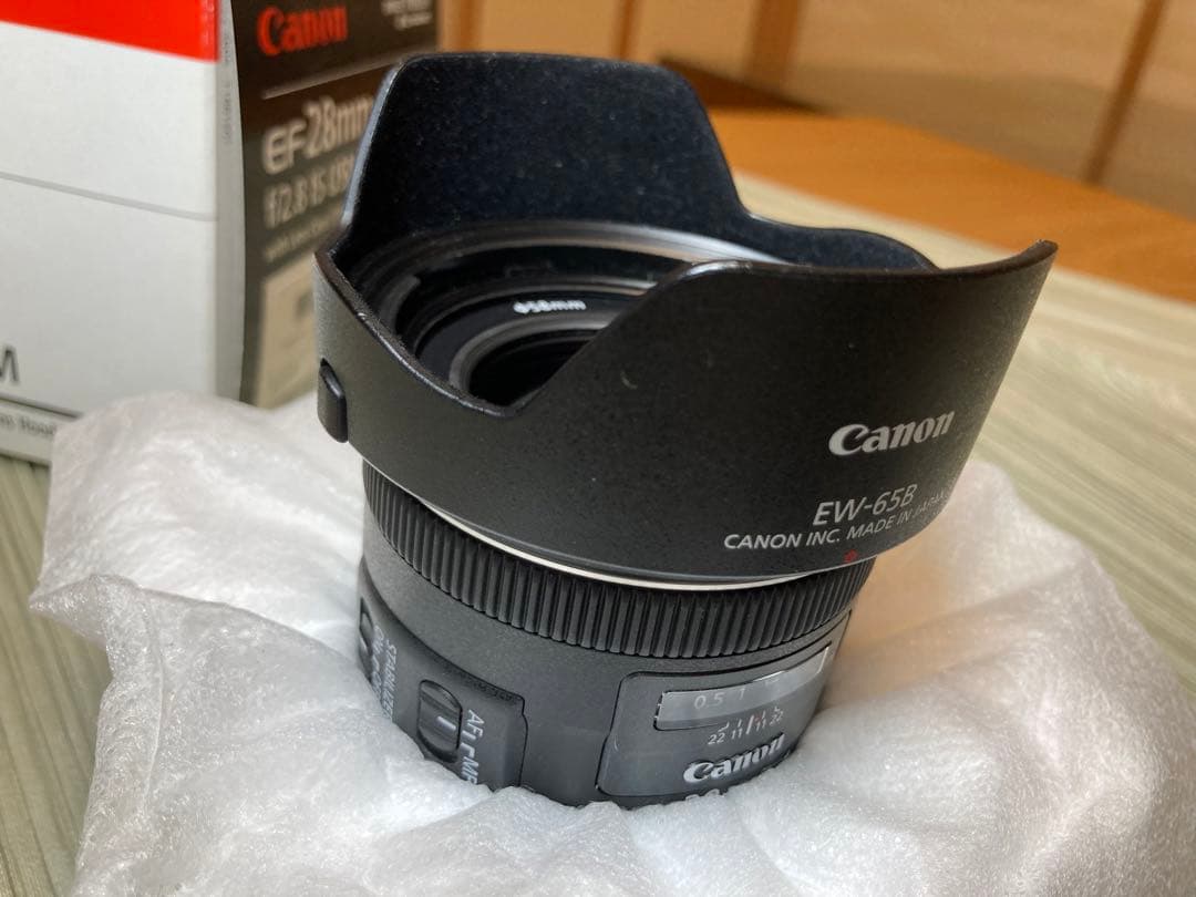 CanonEF28mmF2.8 IS USM PLフィルター、フード、ケース付き