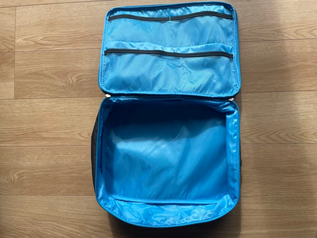 BMW 非売品　トラベルバッグ(シート・バック・ストレージ・ポケット)