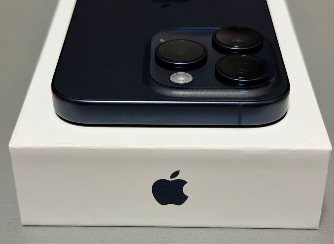 SIMフリー⭐︎iPhone 15 Pro 256GB⭐︎ブルーチタニウム