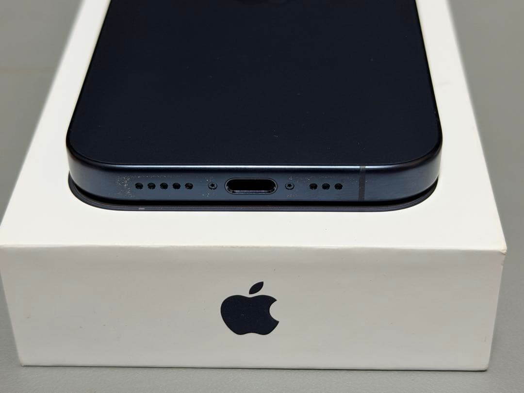 SIMフリー⭐︎iPhone 15 Pro 256GB⭐︎ブルーチタニウム