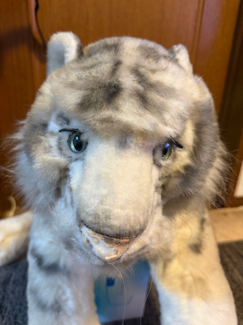 リーベ　ホワイトタイガーぬいぐるみ73cm