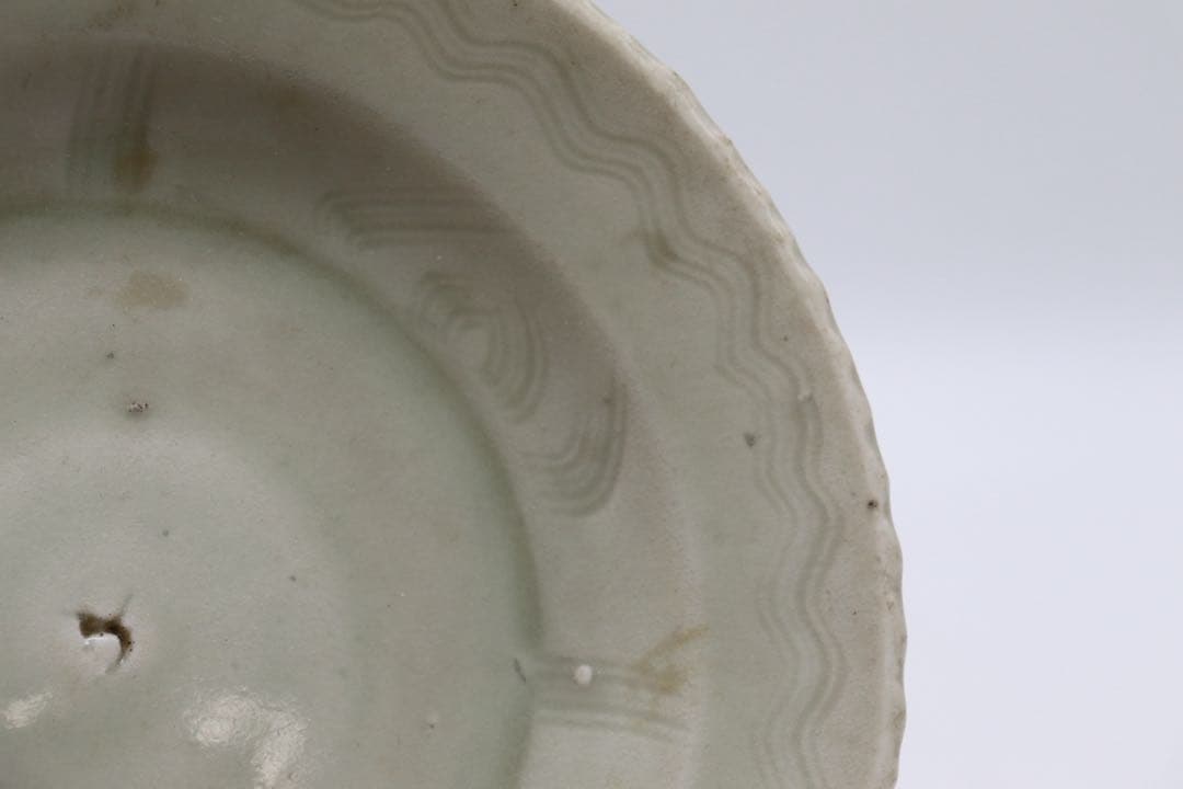 中国　青磁　皿　龍泉窯　アンティーク　送料込み250816