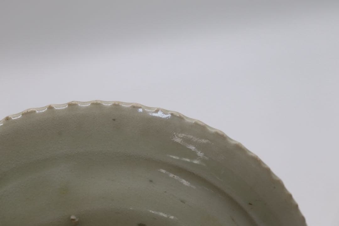 中国　青磁　皿　龍泉窯　アンティーク　送料込み250816