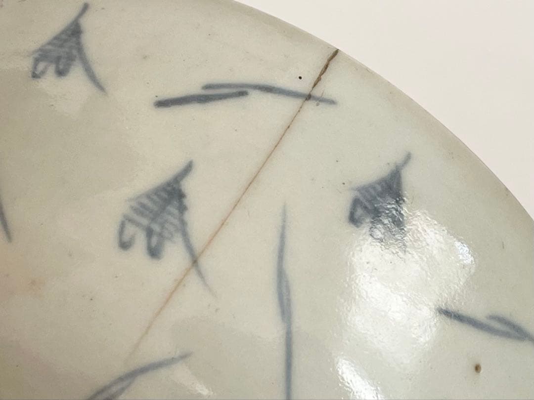 骨董　アンティーク　金継ぎ用　古伊万里　染付　　蜂　虫　模様　碗