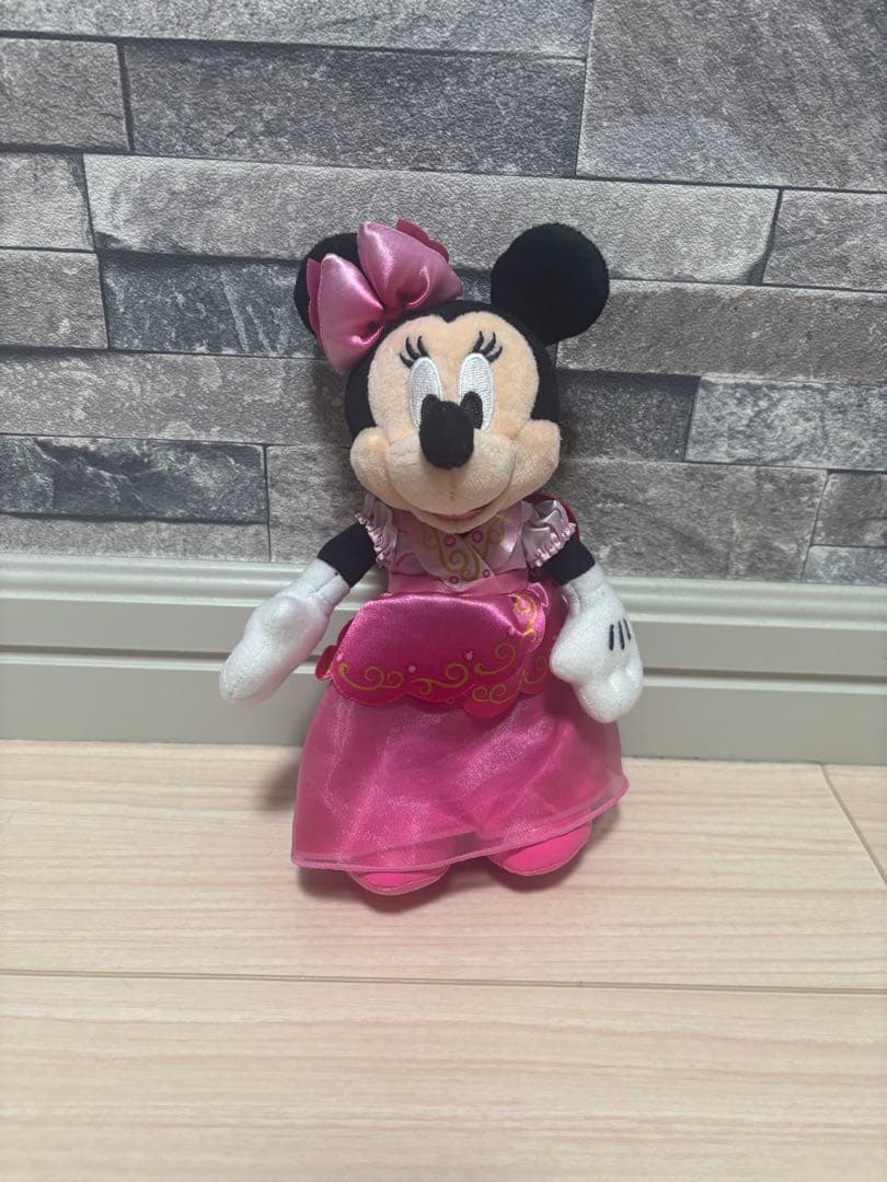 トータリーミニーマウス ぬいぐるみバッジ＆カプセルトイセット