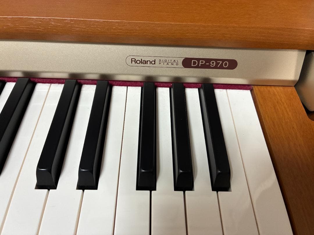 ローランド Roland DP-970 電子ピアノ 昇降イス+付属品・オマケ付き