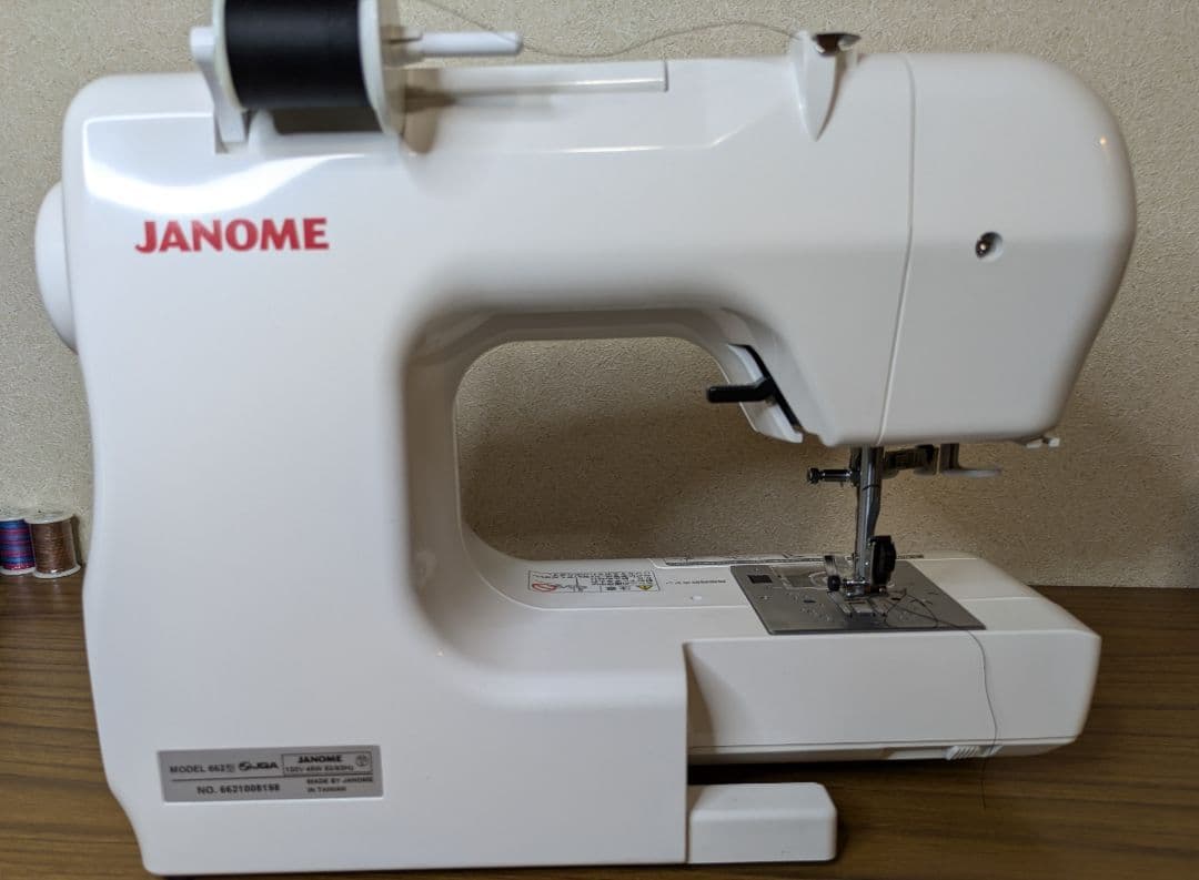 フットコン、大型テーブル付属☆ 662型『ES-12』☆コンパクトミシン傑作機