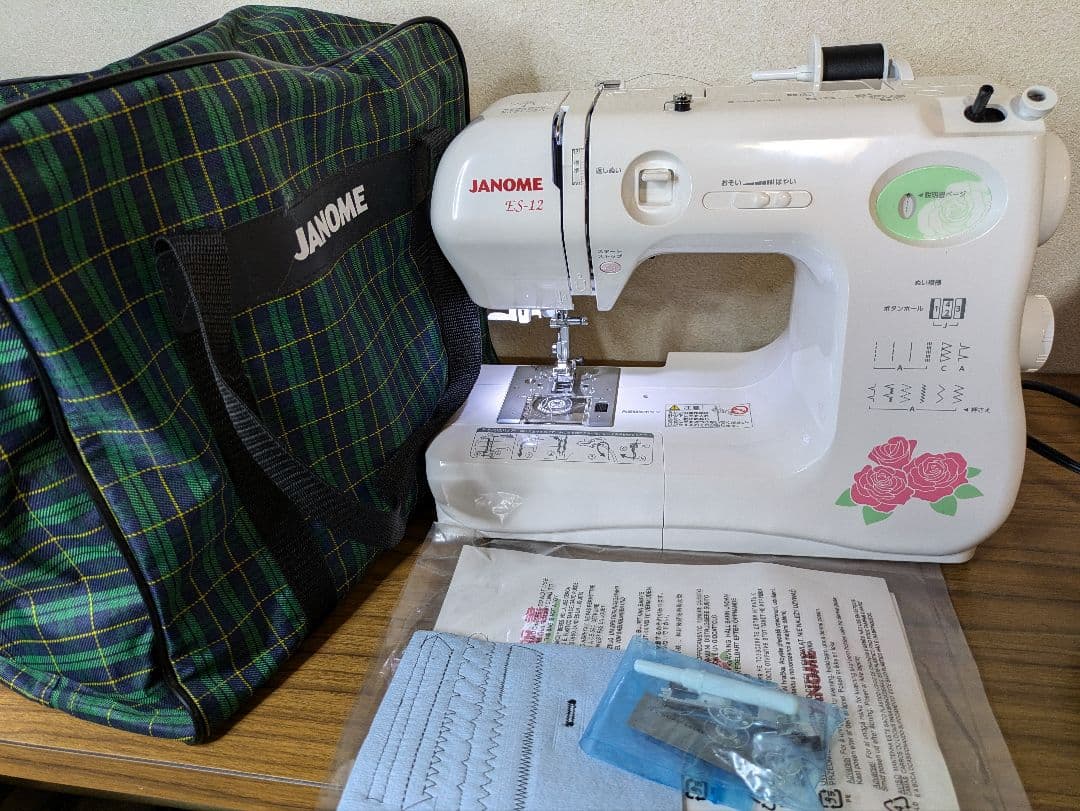 フットコン、大型テーブル付属☆ 662型『ES-12』☆コンパクトミシン傑作機
