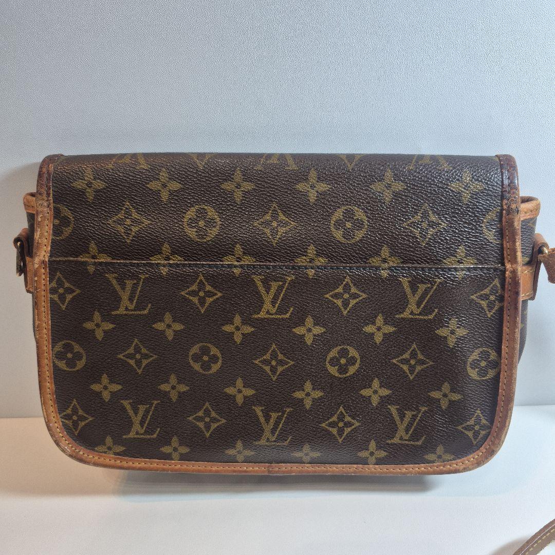 希少　廃盤　ヴィトン　モノグラム　ソローニュ　M42250