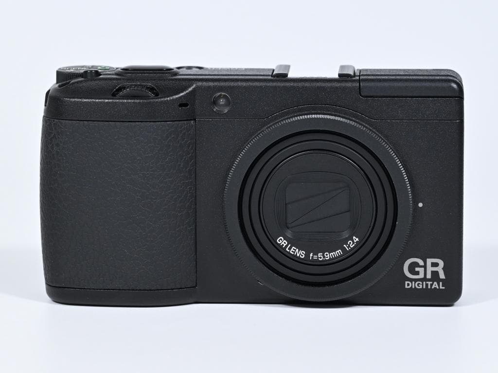 【超美品】 リコー　RICOH GR DIGITAL II《ショット数2629》