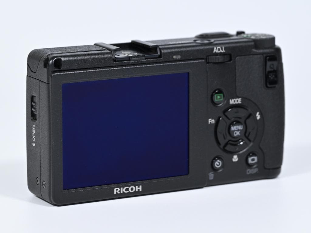 【超美品】 リコー　RICOH GR DIGITAL II《ショット数2629》