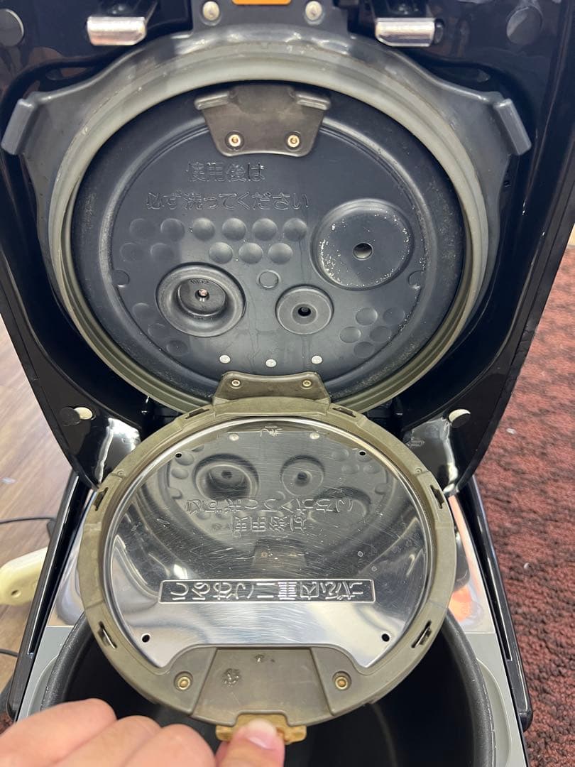 雪*様 象印(ZOJIRUSHI) 炊飯器 炎舞炊き NW-KB10 5.5合