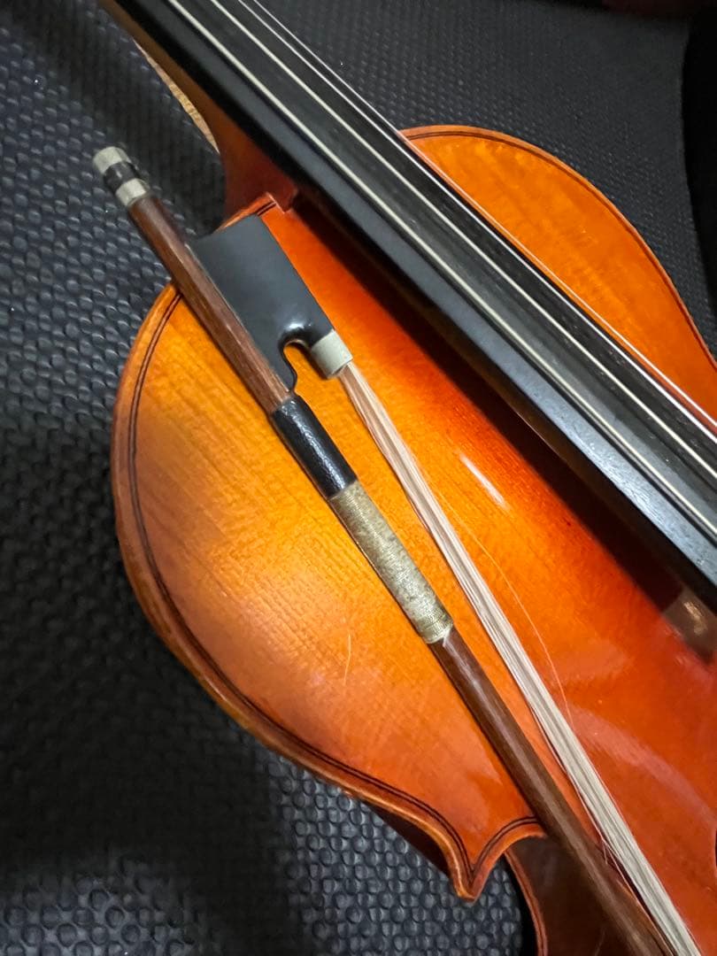SUZUKIスズキチェロ1/4 分数1887年弓付きケースなし要毛替え
