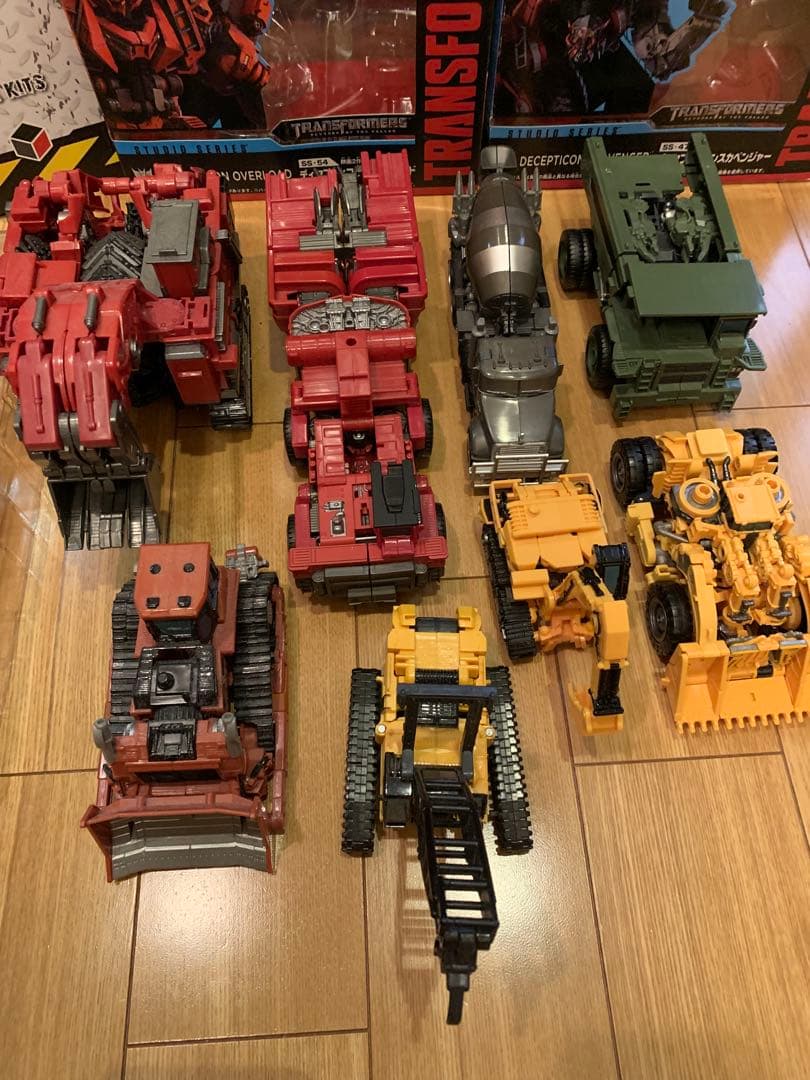 トランスフォーマー スタジオシリーズ デバステーター +アップグレードキット