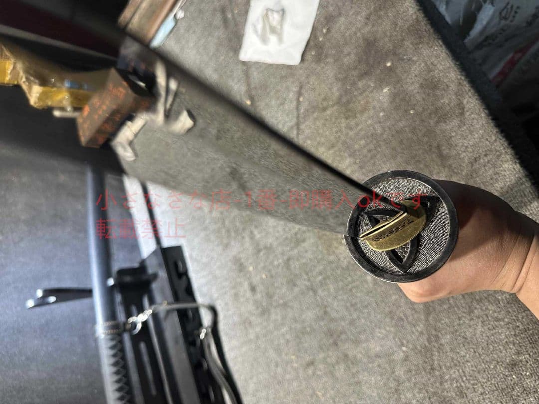 侍は刀を打ってビルを殺した 古兵器 武具 刀装具 日本刀 模造刀 居合刀