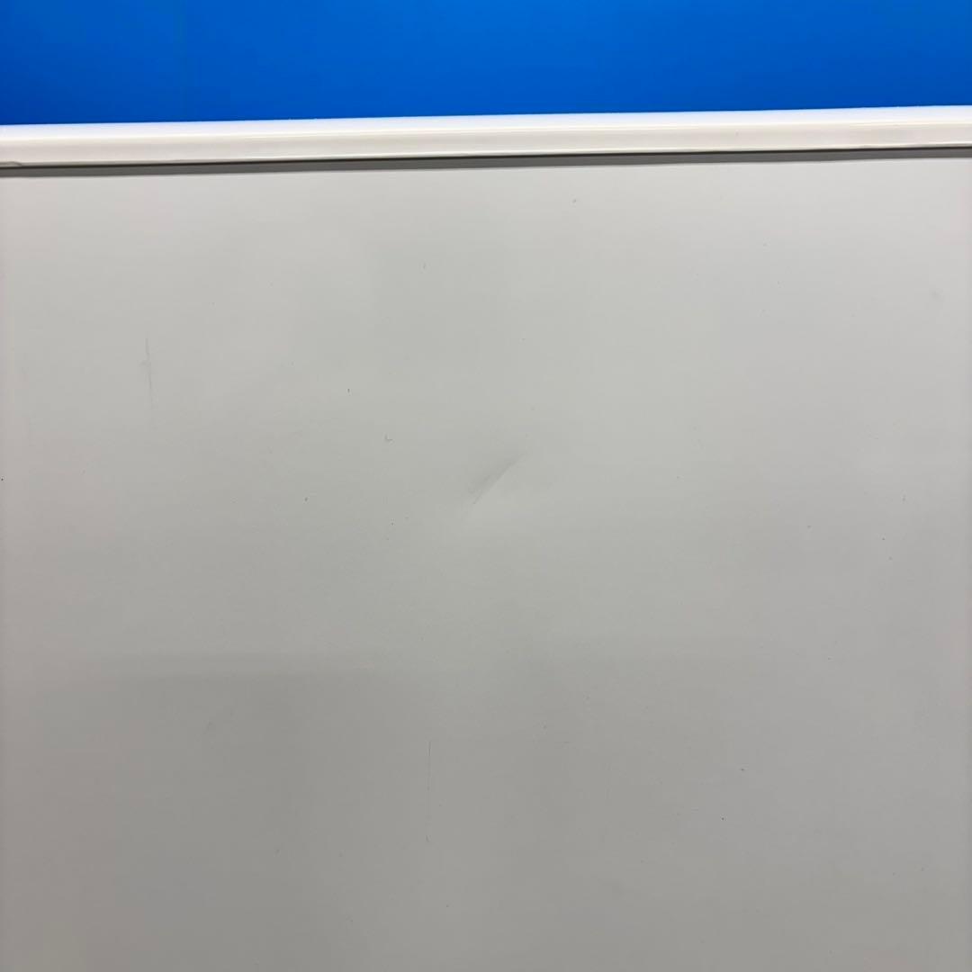 527AQUA 1〜4人暮らし用　大型冷蔵庫　200L強　自動製氷　右開き　小型