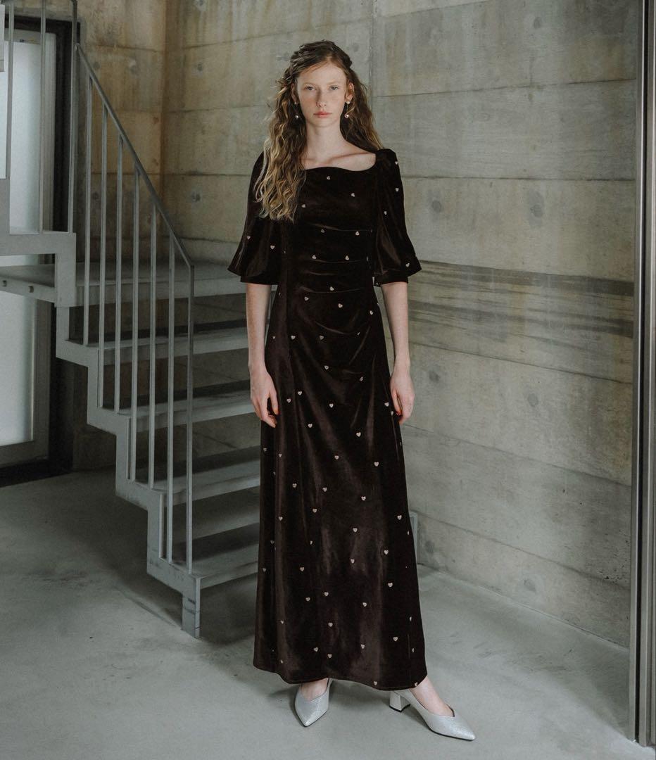 et.UNiVER スウィートハートベロアドレス