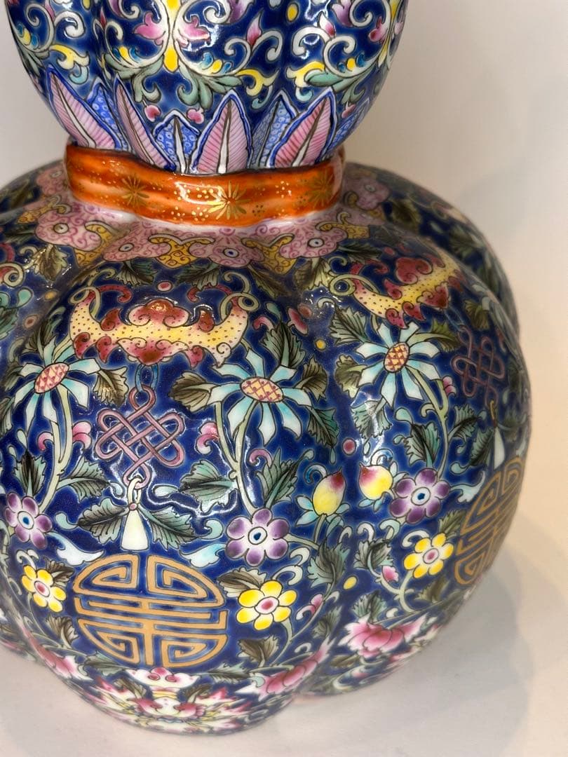 中国清代 乾隆年製款 藍釉金彩 葫蘆形賞瓶（荷花・寿字吉祥紋）中国古陶磁骨董品