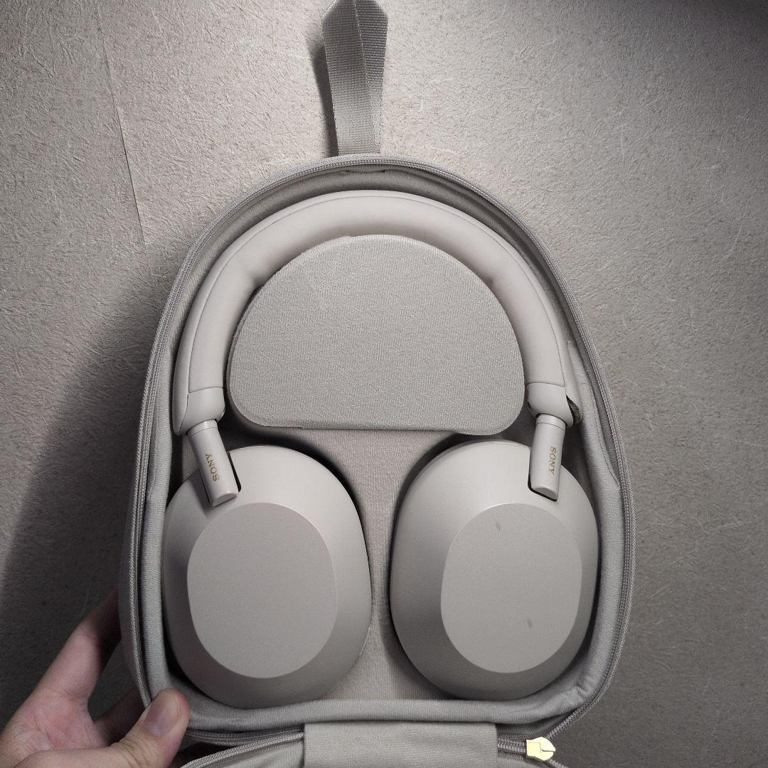 Sony ヘッドホン WH-1000XM5 ジャンク品(右側聞こえません)