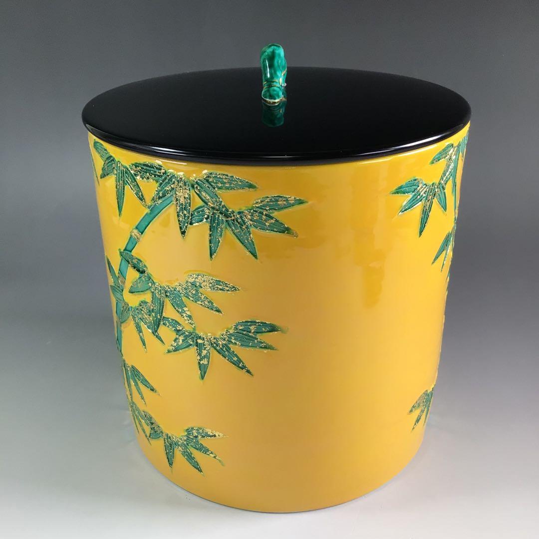 Ｐ９４８　水指　『平安　高野昭阿弥造』『黄交趾』『金彩竹之図』　共箱　茶道具