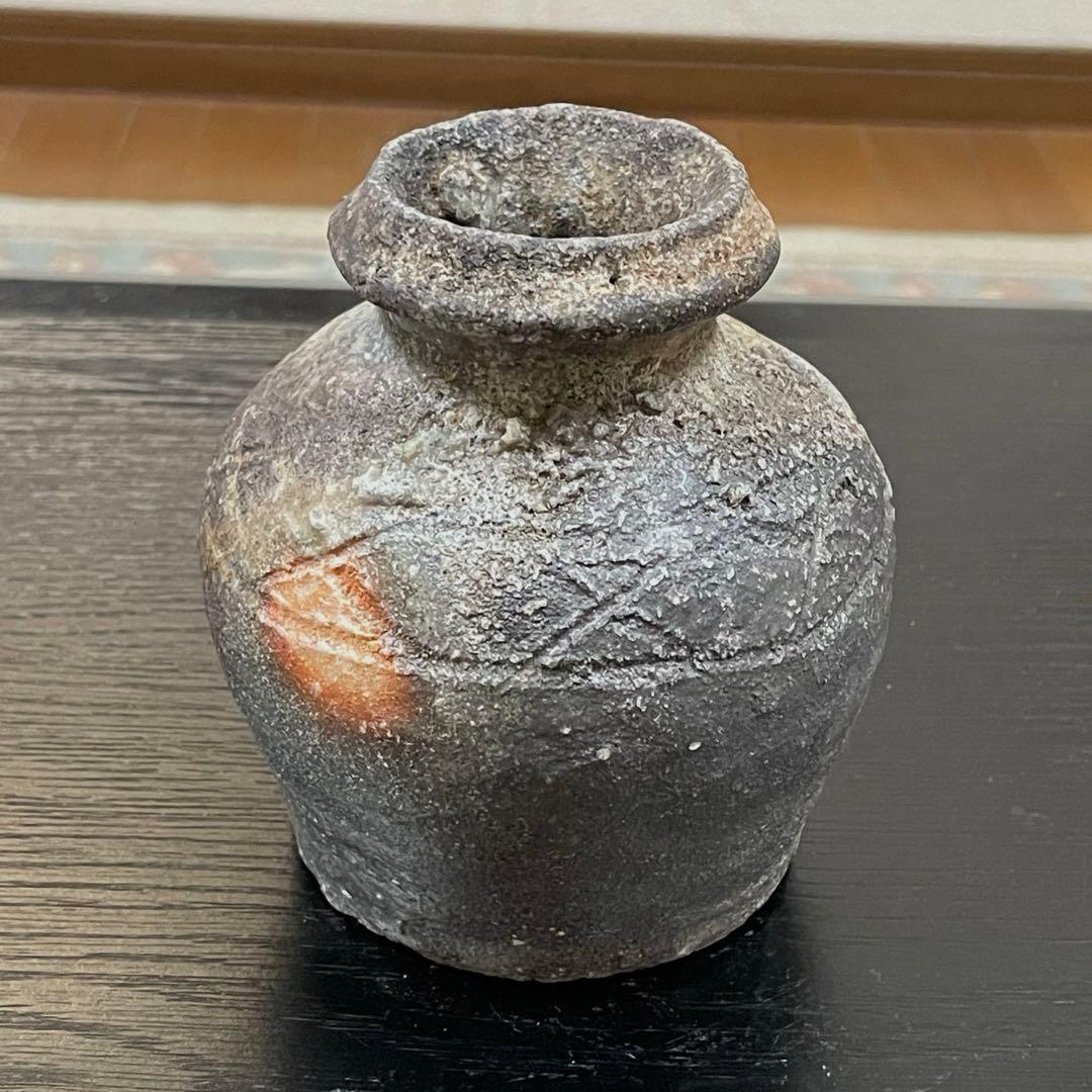 信楽焼　土山窯　杉本睦子作　うずくまる　人気作家　共箱付き