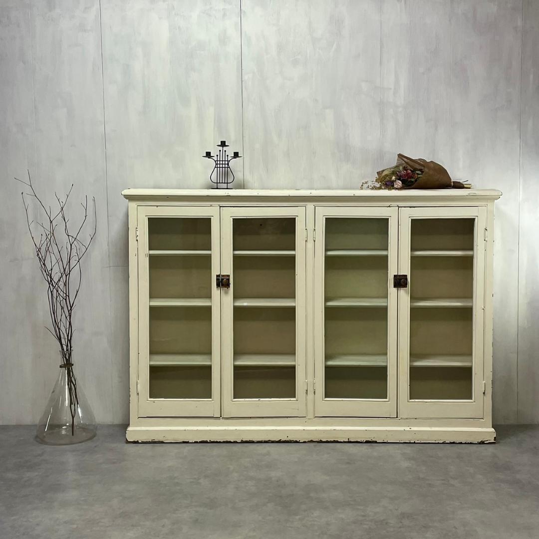 ヴィンテージ シャビーシック キャビネット ホワイト カップボード ショーケース