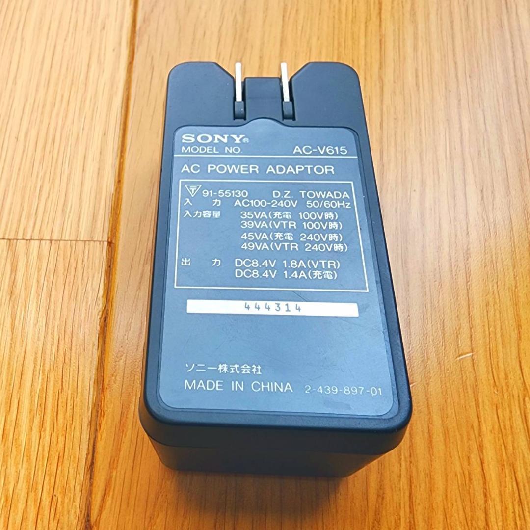 【動作確認済】SONY 高画質 Hi8 ビデオカメラ CCD-TR1 セット