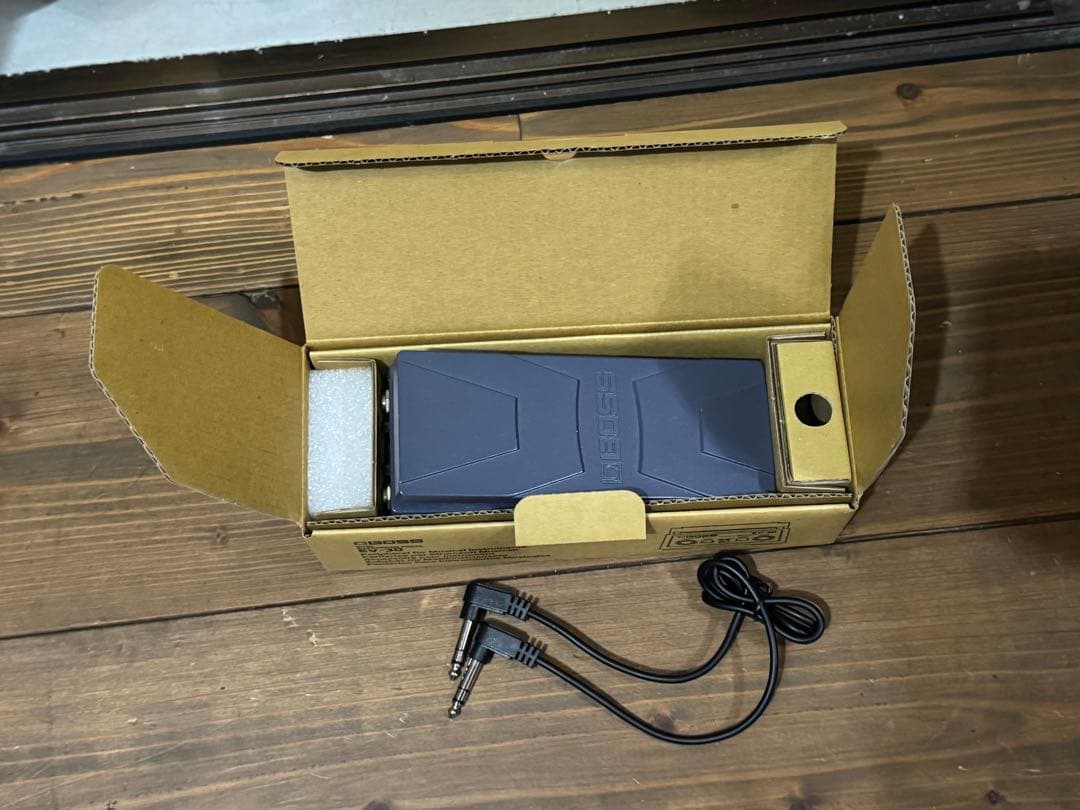 三角さま専用。Neural DSP Quad Cortex+boss EV-30