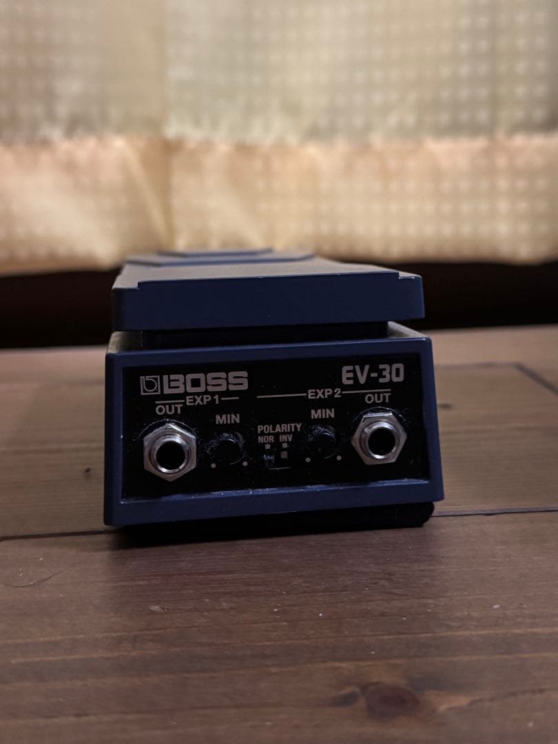 三角さま専用。Neural DSP Quad Cortex+boss EV-30