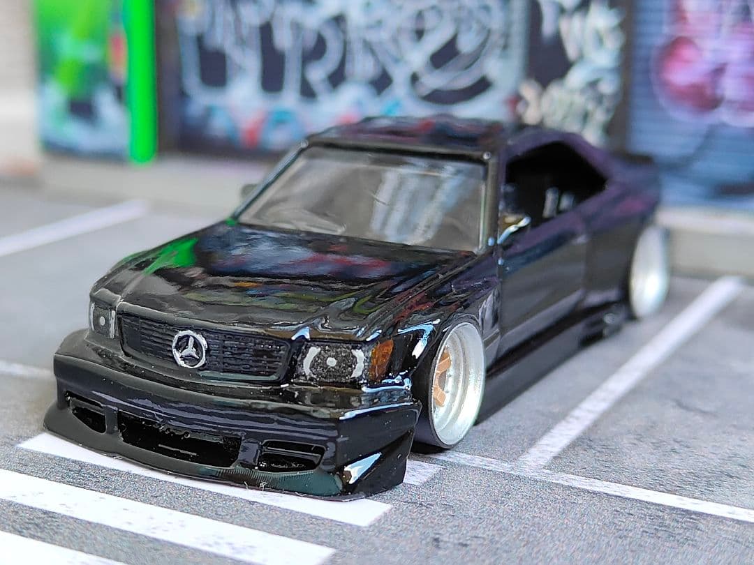 ホットウィールカスタム メルセデスベンツ 560 フルエアロ仕様☆トミカ改造