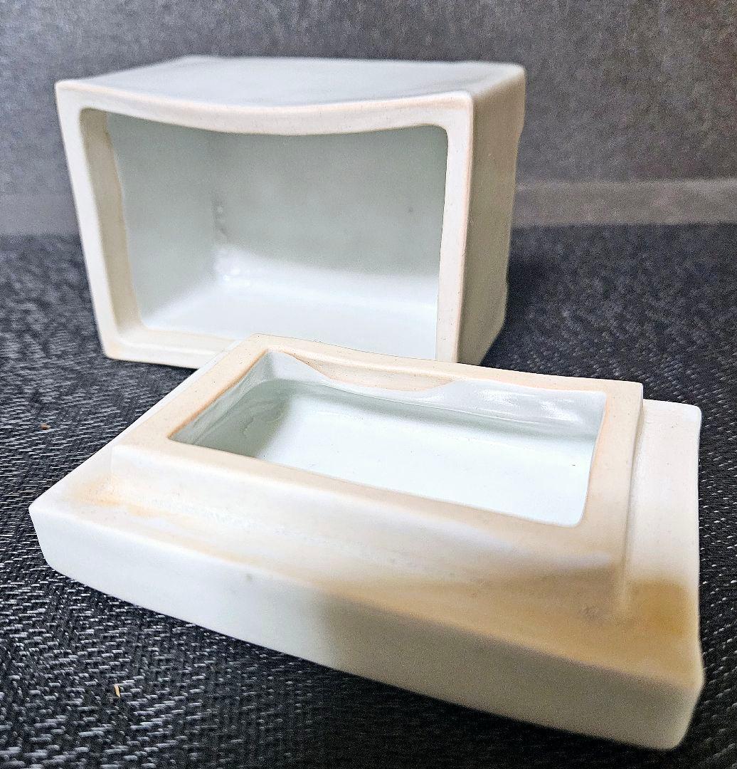 名工】瀧田項一作　白磁　小箱　香炉　香合　小物入れ　【師　富本憲吉　濱田庄司