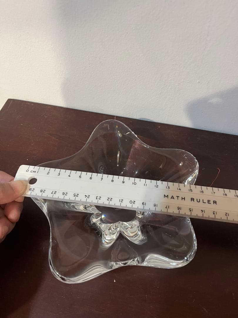 バカラ　クリスタル　透明ガラス　フラワー花型皿